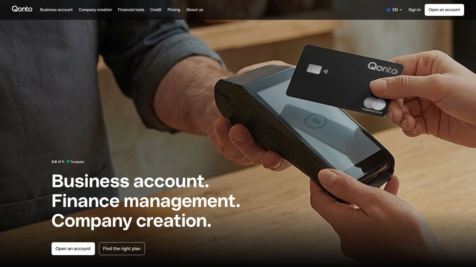 Banques en ligne ou agences physiques pour votre freelance 🏦